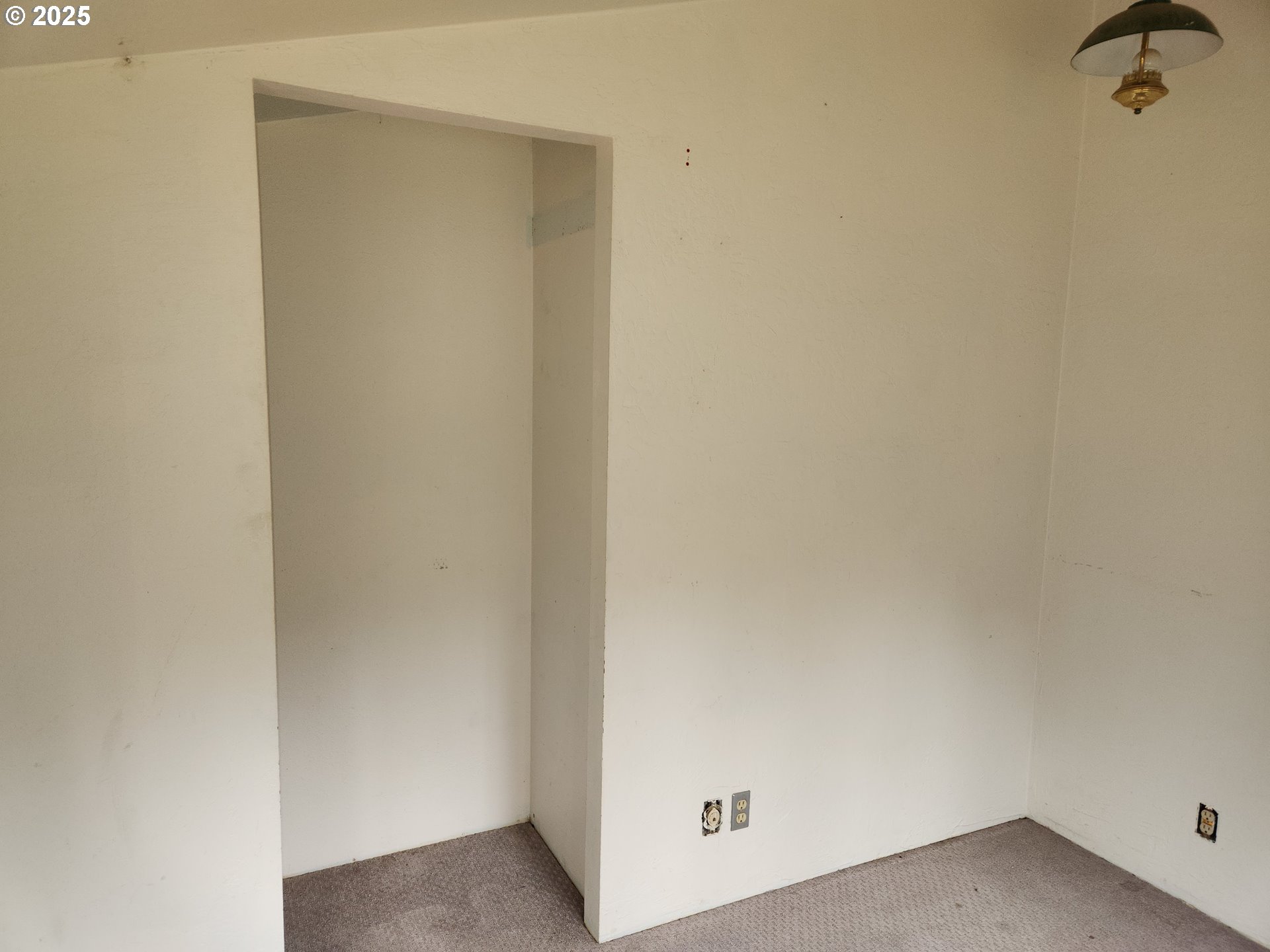 24626 Demming Ridge Road Elmira, OR 97437 - Photo 18 of 41