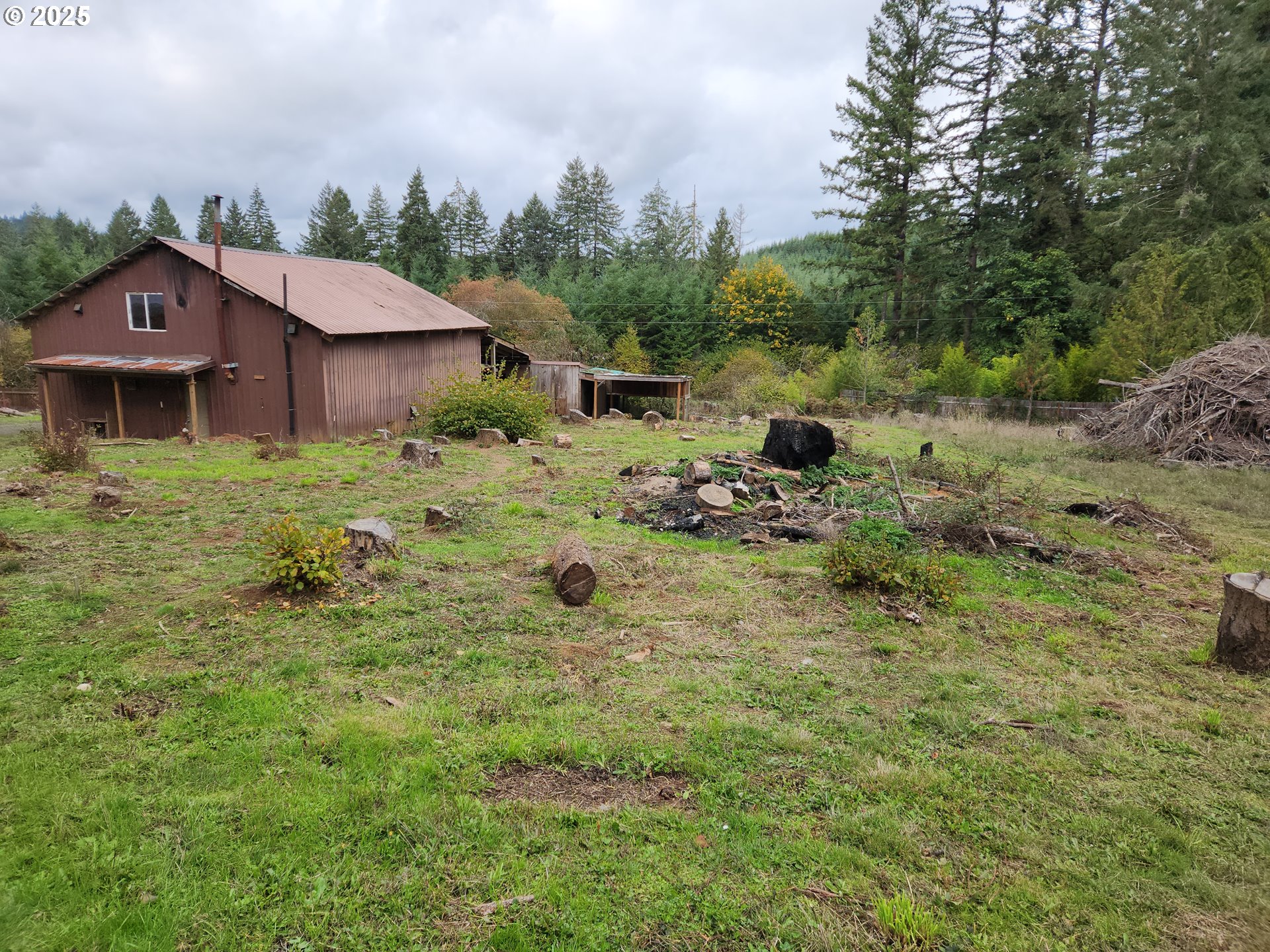 24626 Demming Ridge Road Elmira, OR 97437 - Photo 28 of 41