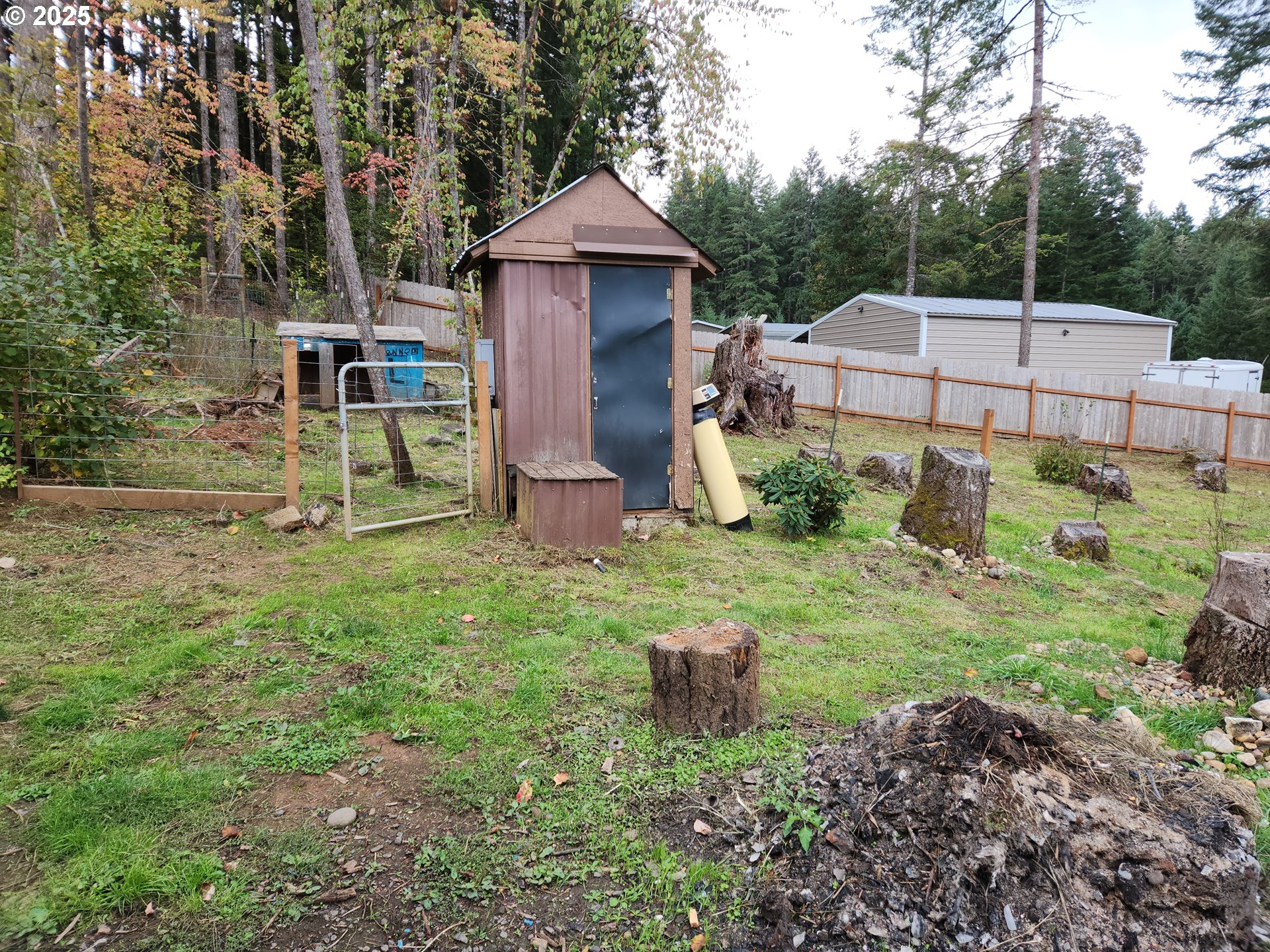 24626 Demming Ridge Road Elmira, OR 97437 - Photo 38 of 41