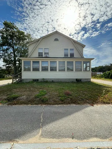 $585,000 | 433 Elm Street, Biddeford, ME 04005