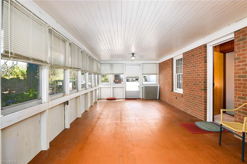 1706 Windsor Drive High Point, NC 27262 - Photo 19 of 25