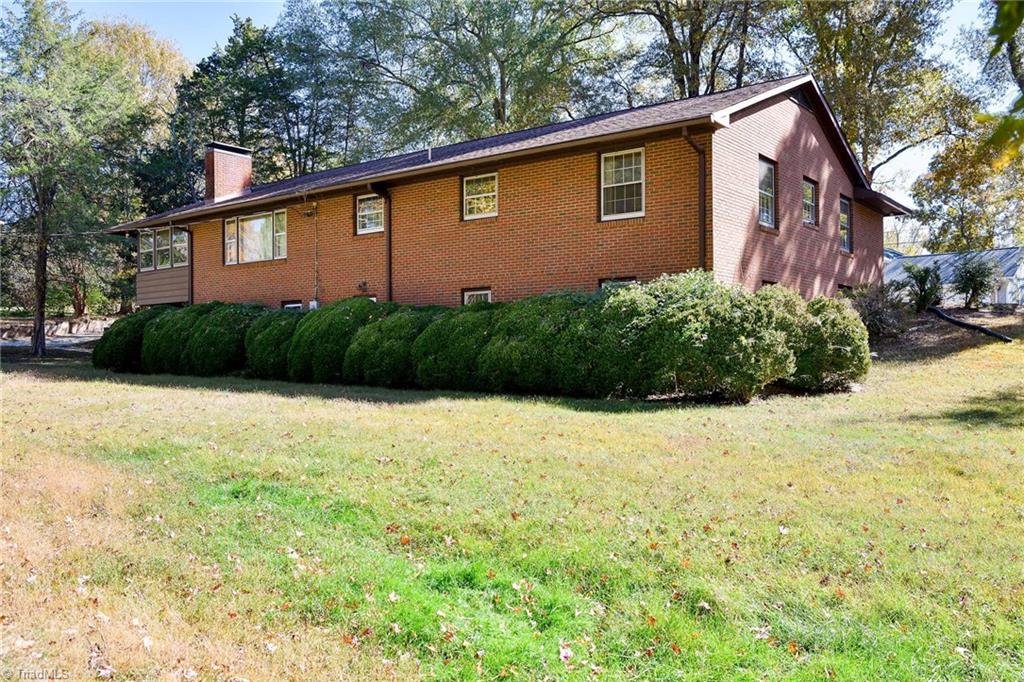 1706 Windsor Drive High Point, NC 27262 - Photo 24 of 25