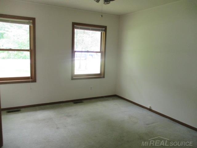 4528 Jerome Road Clarkston, MI 48346 - Photo 13 of 25
