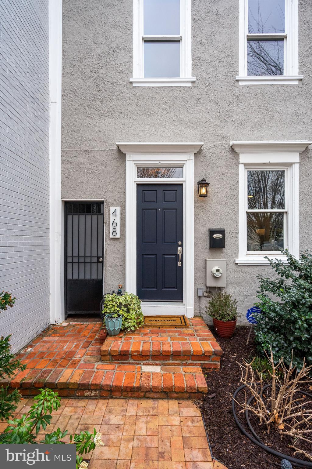 468 Ridge Street Northwest Washington, DC 20001 - Photo 4 of 35