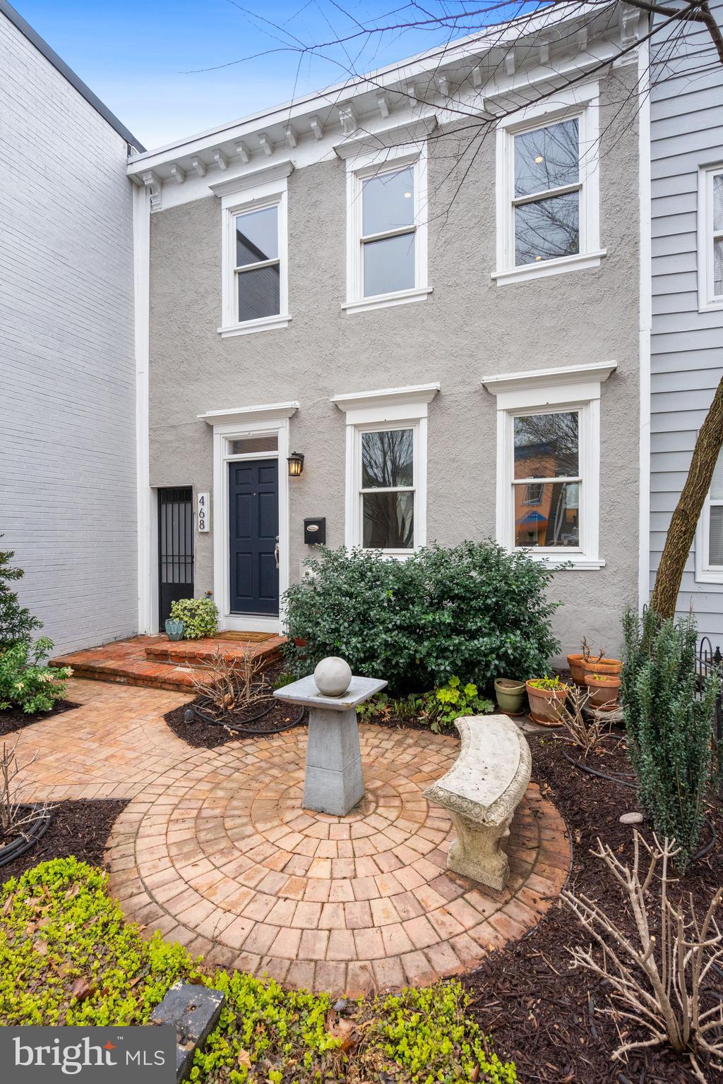 468 Ridge Street Northwest Washington, DC 20001 - Photo 5 of 35