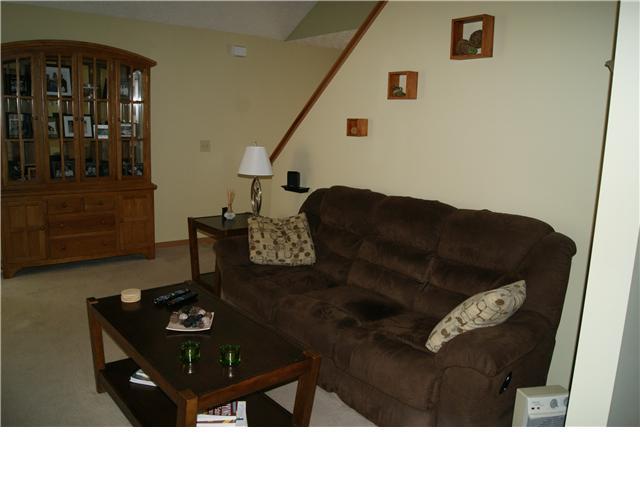 2137 Ripple Road Hilliard, OH 43026 - Photo 7 of 18 Gallery Image 7