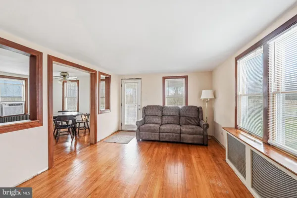 $599,000 | 430 East Pittsfield Street, Pennsville, NJ 08070