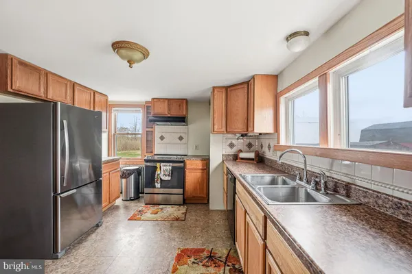 $599,000 | 430 East Pittsfield Street, Pennsville, NJ 08070