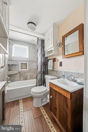 $599,000 | 430 East Pittsfield Street, Pennsville, NJ 08070