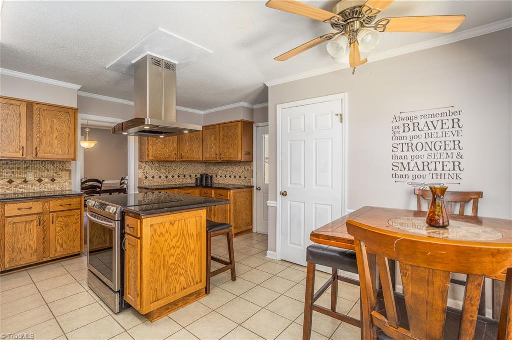 141 Raintree Road Advance, NC 27006 - Photo 11 of 44 Gallery Image 11