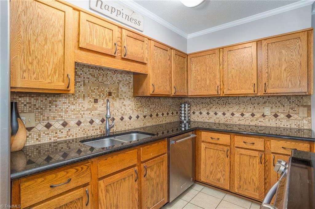 141 Raintree Road Advance, NC 27006 - Photo 12 of 44 Gallery Image 12