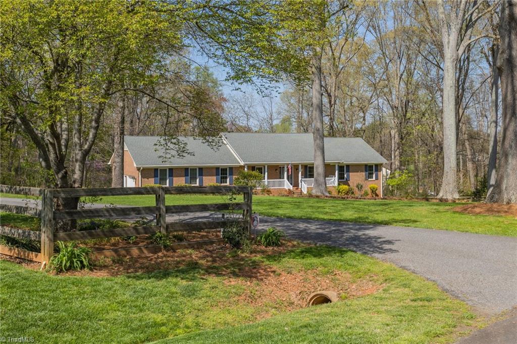141 Raintree Road Advance, NC 27006 - Photo 3 of 44 Gallery Image 3