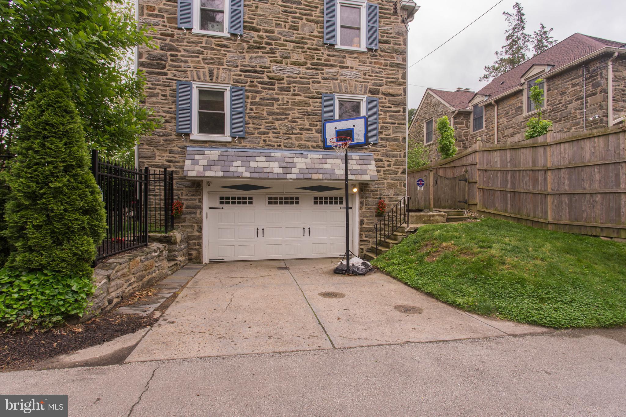 521 Murdoch Road Philadelphia, PA 19119 - Photo 13 of 73 Gallery Image 13