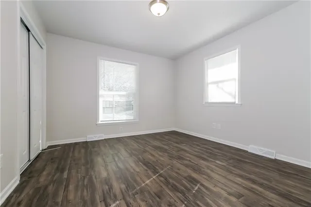 $2,225 | 1009 Southeast Alice Street, Blue Springs, MO 64014