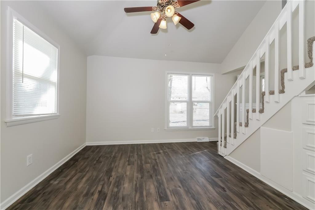 1009 Southeast Alice Street Blue Springs, MO 64014 - Photo 8 of 18