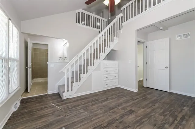 $2,225 | 1009 Southeast Alice Street, Blue Springs, MO 64014