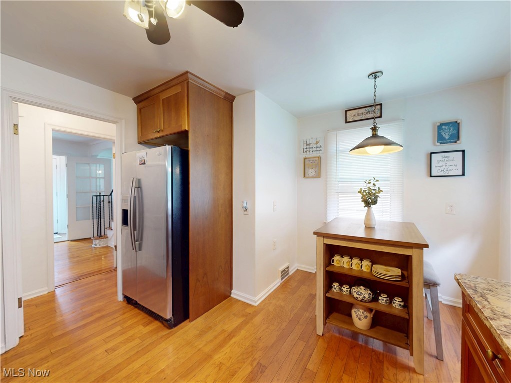 4047 Stilmore Road Cleveland, OH 44121 - Photo 9 of 37