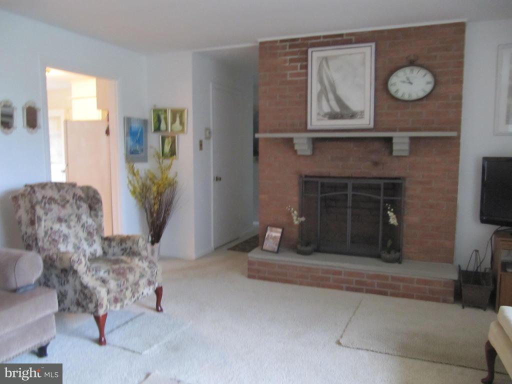 1030 Preston Road Lancaster, PA 17601 - Photo 2 of 12