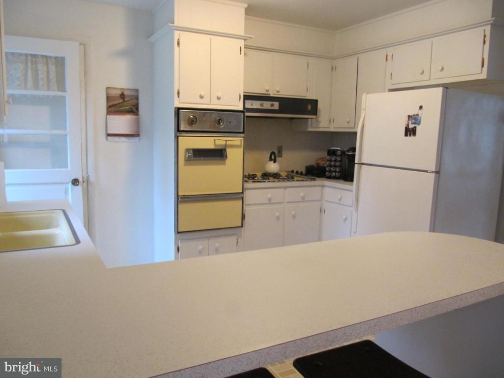 1030 Preston Road Lancaster, PA 17601 - Photo 7 of 12