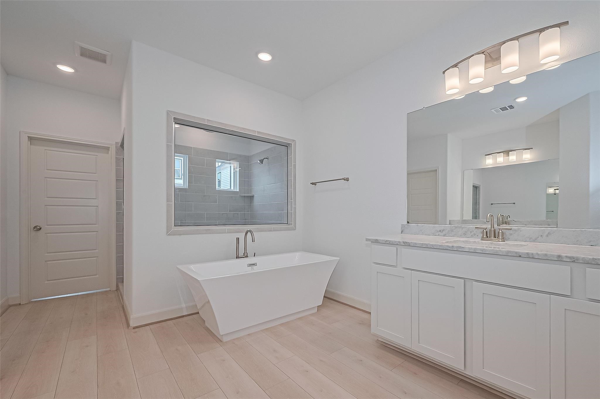 8913 Grovner Place Houston, TX 77080 - Photo 25 of 44