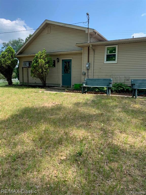 2235 Harvey Lake Road Highland, MI 48356 - Photo 27 of 46 Gallery Image 27