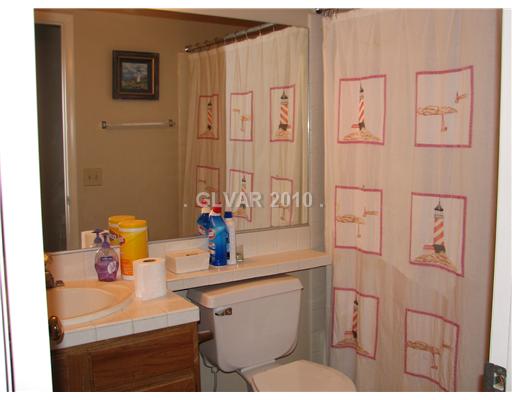 3205 Shallow Point Circle Las Vegas, NV 89117 - Photo 11 of 13 Other. bathroom upstairs