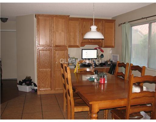 3205 Shallow Point Circle Las Vegas, NV 89117 - Photo 4 of 13 Dining Room.