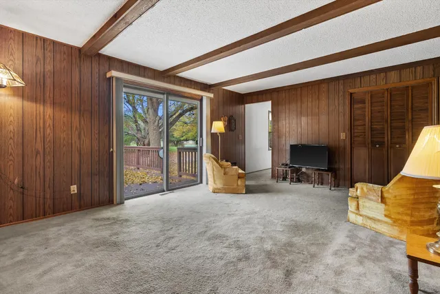 $519,900 | S42-w34366 Griffith Lane, Ottawa, WI 53118