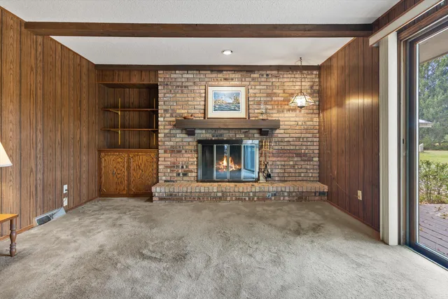 $519,900 | S42-w34366 Griffith Lane, Ottawa, WI 53118