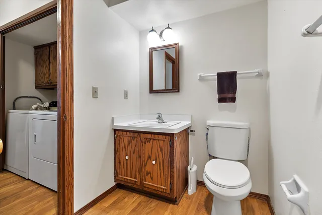 $519,900 | S42-w34366 Griffith Lane, Ottawa, WI 53118