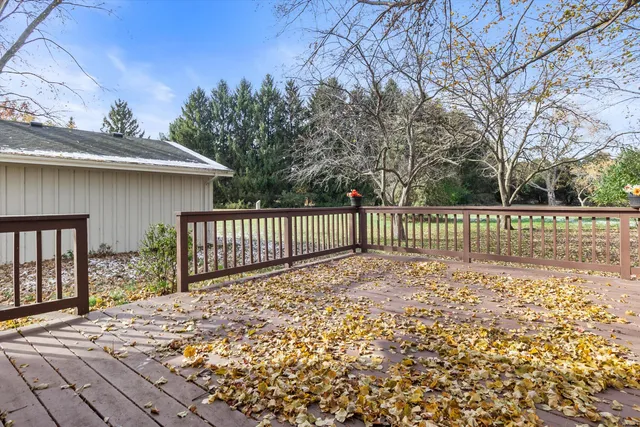 $519,900 | S42-w34366 Griffith Lane, Ottawa, WI 53118