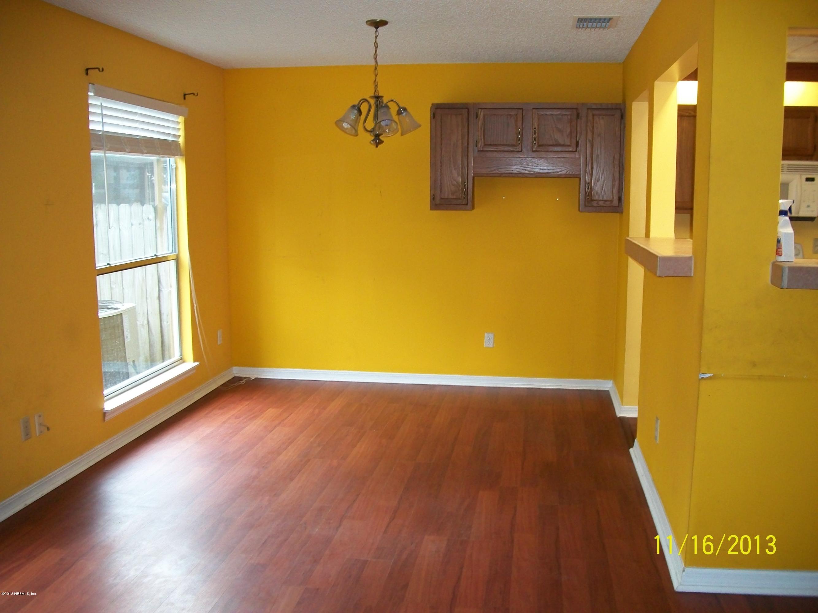 1183 Lee Road Jacksonville, FL 32225 - Photo 8 of 9 dining room