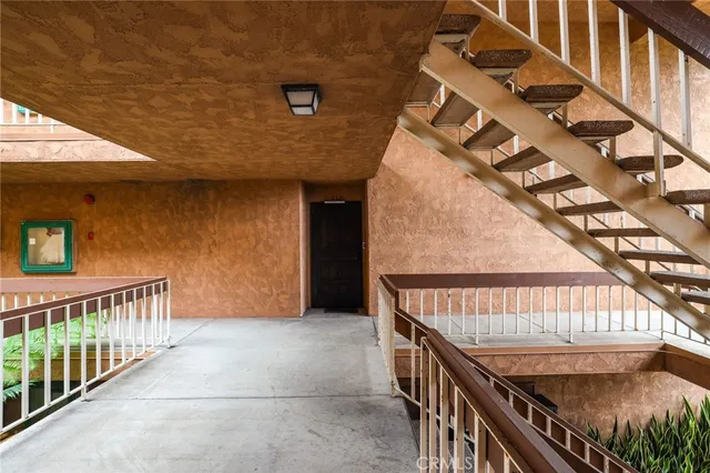 $2,800 | 6600 Warner Avenue, Unit 130, Huntington Beach, CA 92647