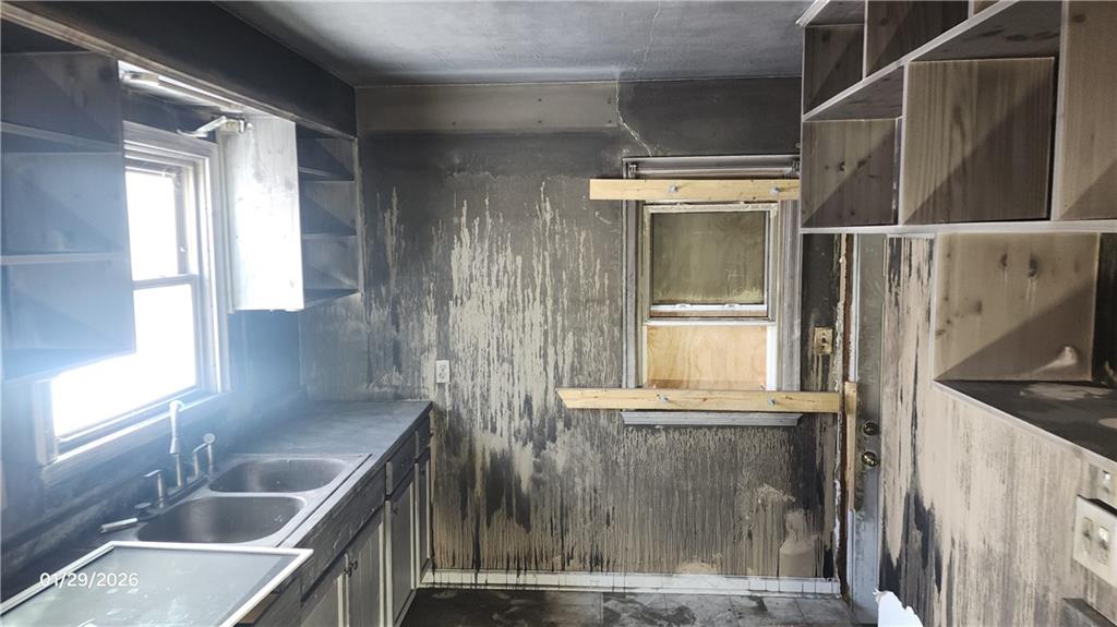 2421 Northeast Vivion Road Kansas City, MO 64118 - Photo 19 of 22