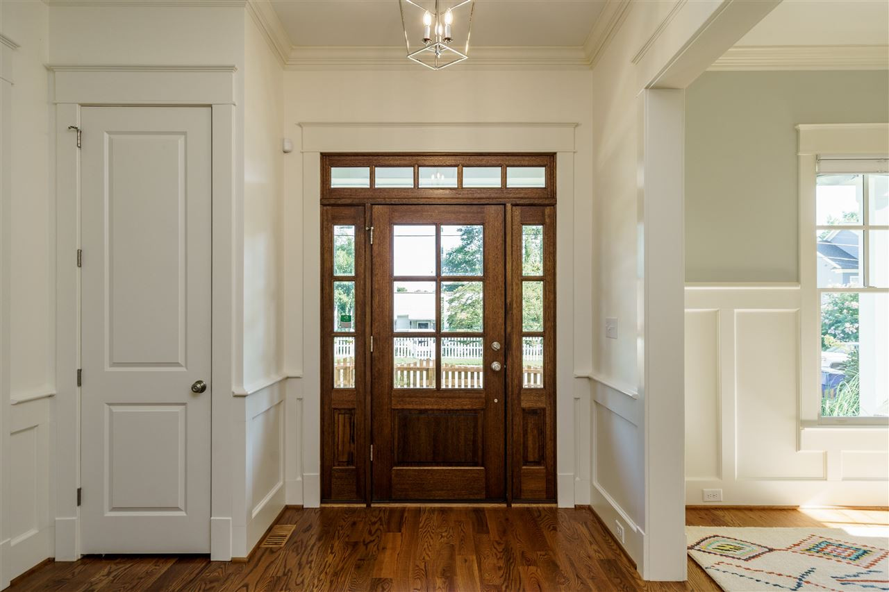 516 Peebles Street Raleigh, NC 27608 - Photo 3 of 30 Photo 3