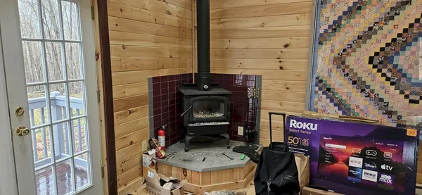 $160,000 | 1 School Street, Weld, ME 04285