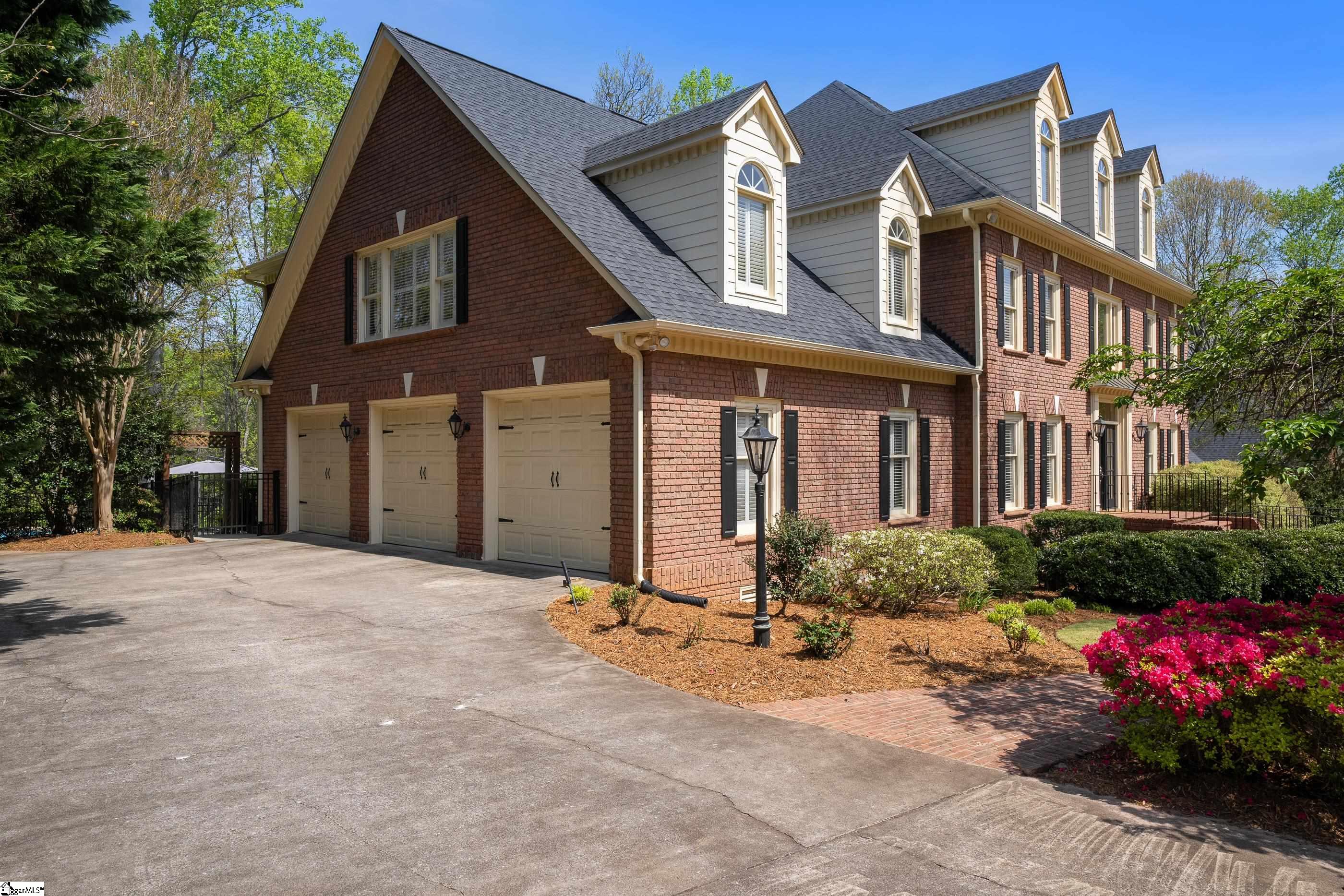 16 Belfrey Drive Greer, SC 29650 - Photo 3 of 36