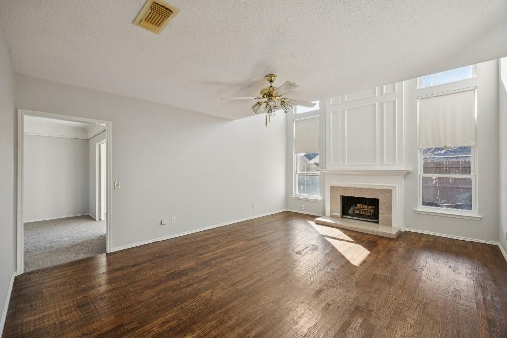 709 Bridget Way Hurst, TX 76054 - Photo 5 of 28 First Living