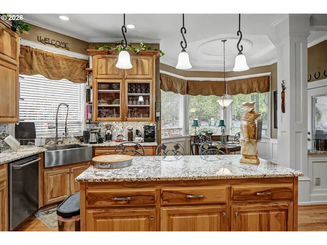 $849,900 | 2727 Old Farm Avenue Northwest, Salem, OR 97304