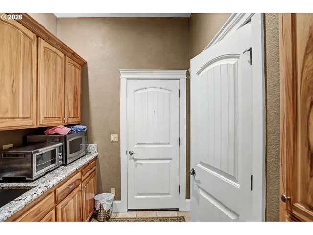 $849,900 | 2727 Old Farm Avenue Northwest, Salem, OR 97304