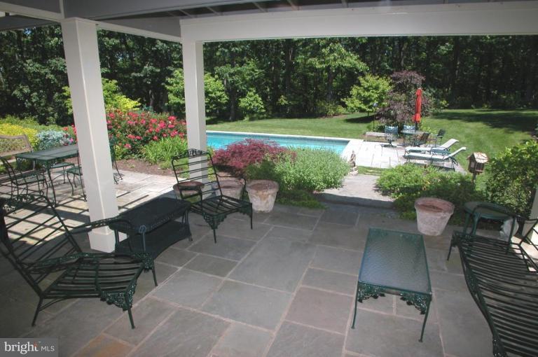 14617 Dover Road Reisterstown, MD 21136 - Photo 20 of 27 Patio