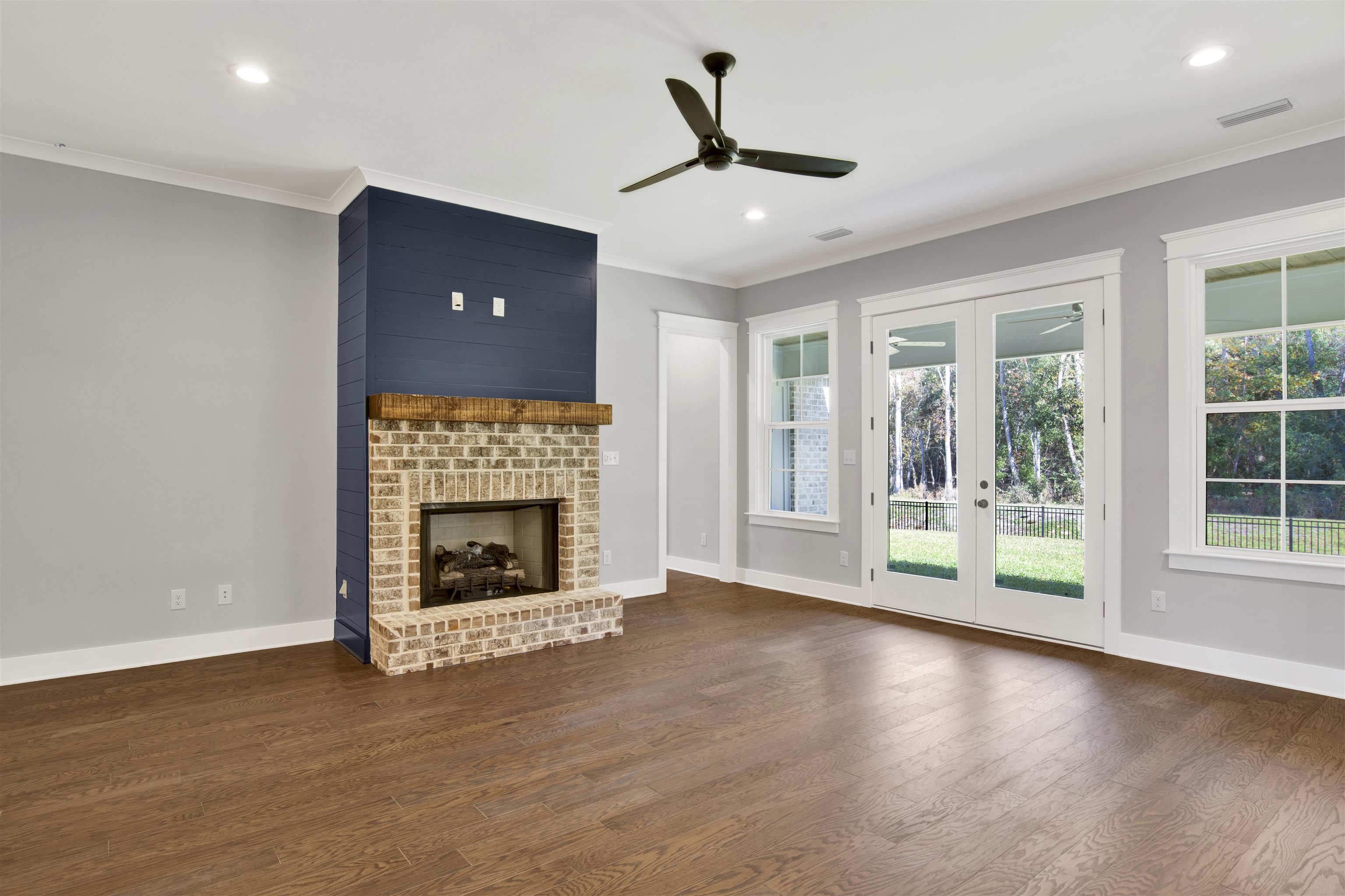 27250 Patch Pl Loop Daphne, AL 36526 - Photo 6 of 37 Living Room