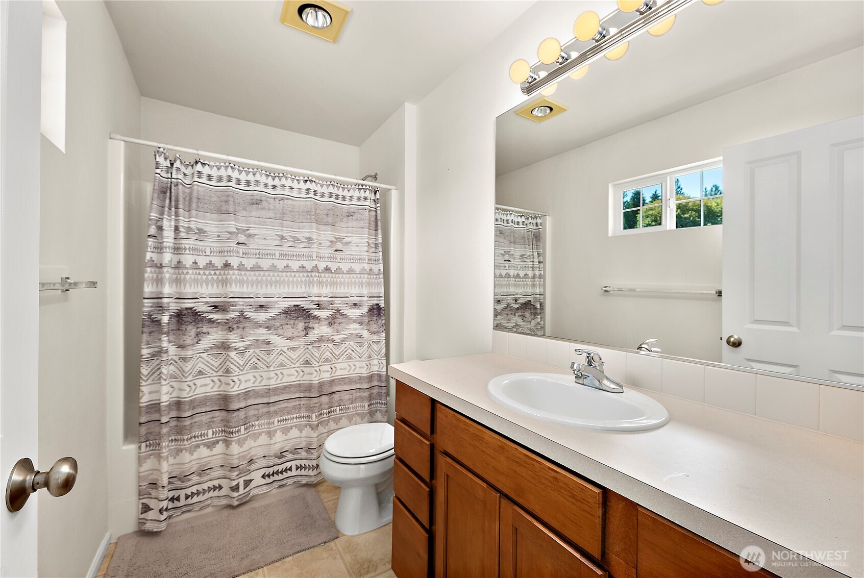 4453 Roxanna Loop Southeast Lacey, WA 98503 - Photo 14 of 25