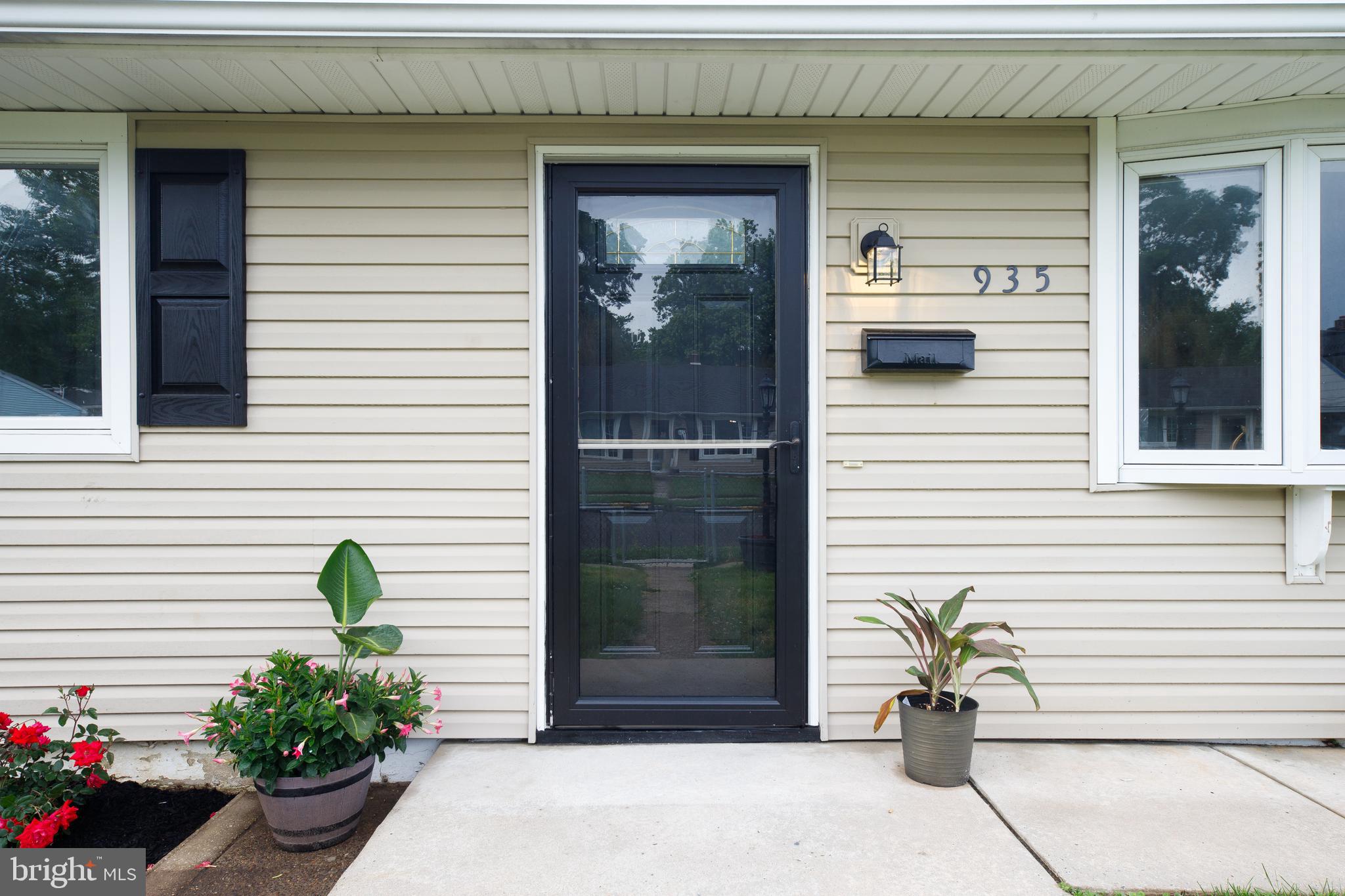 935 Mt Road Burlington, NJ 08016 - Photo 3 of 25