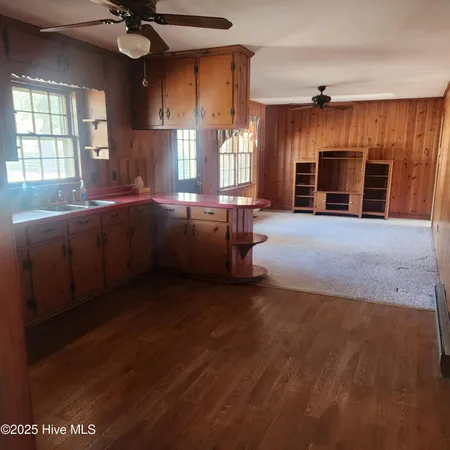 $230,000 | 727 Fairlane Drive, Grifton, NC 28530