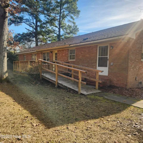 $244,500 | 727 Fairlane Drive, Grifton, NC 28530