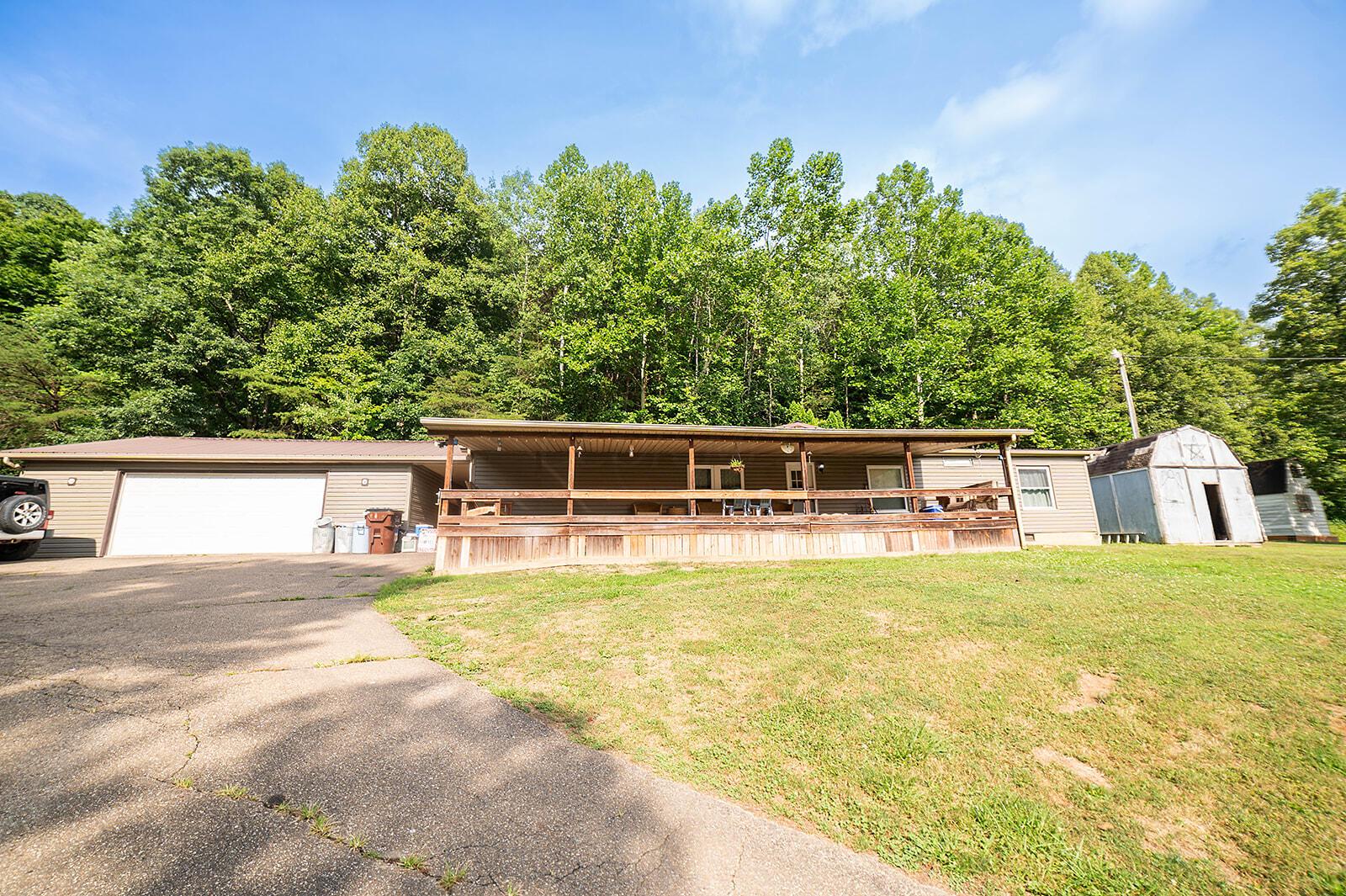 17780 Dorr Run Road Nelsonville, OH 45764 - Photo 2 of 32 DSC_5697