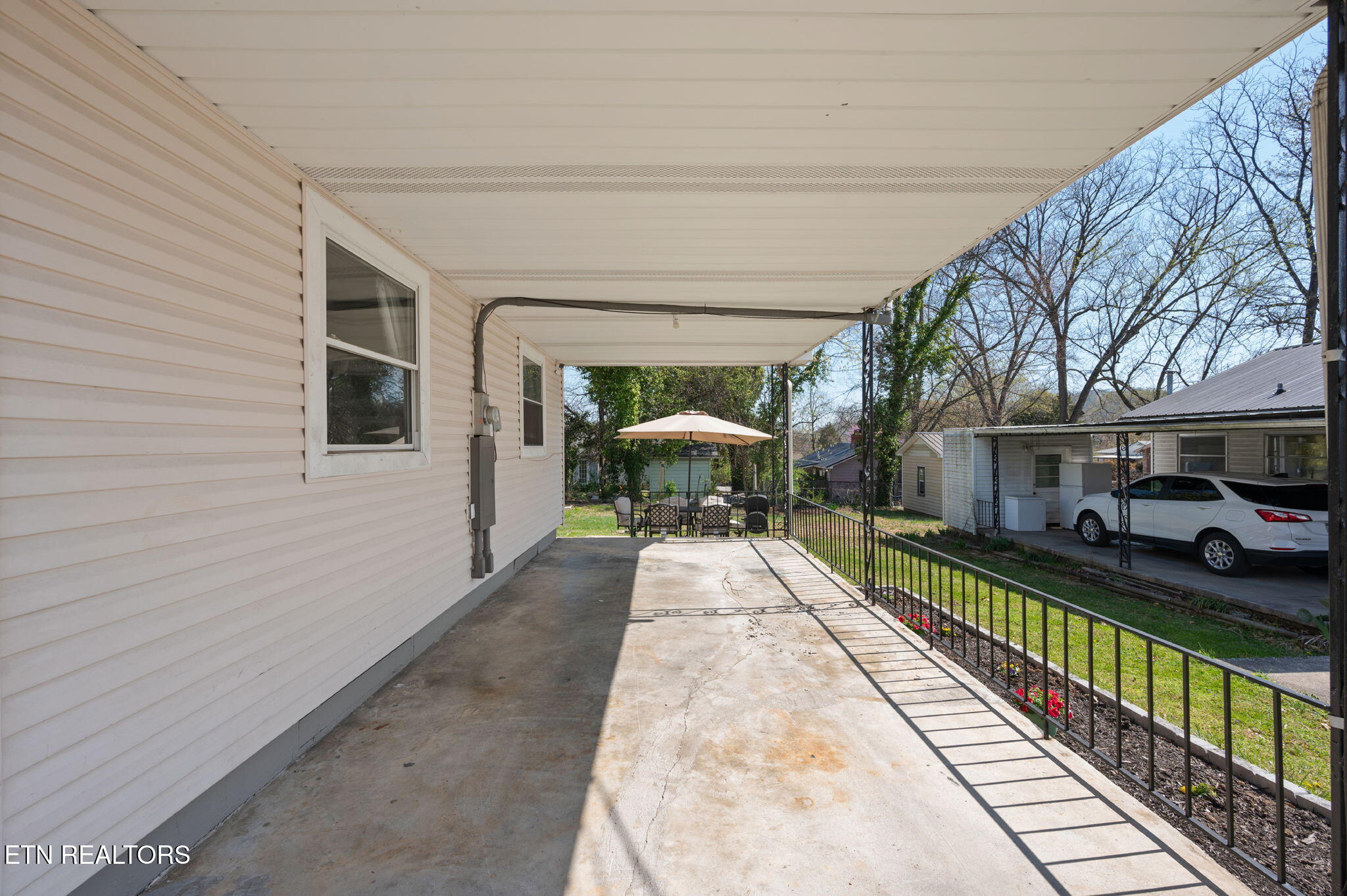 101 Townsend Road Oak Ridge, TN 37830 - Photo 21 of 30 Carport
