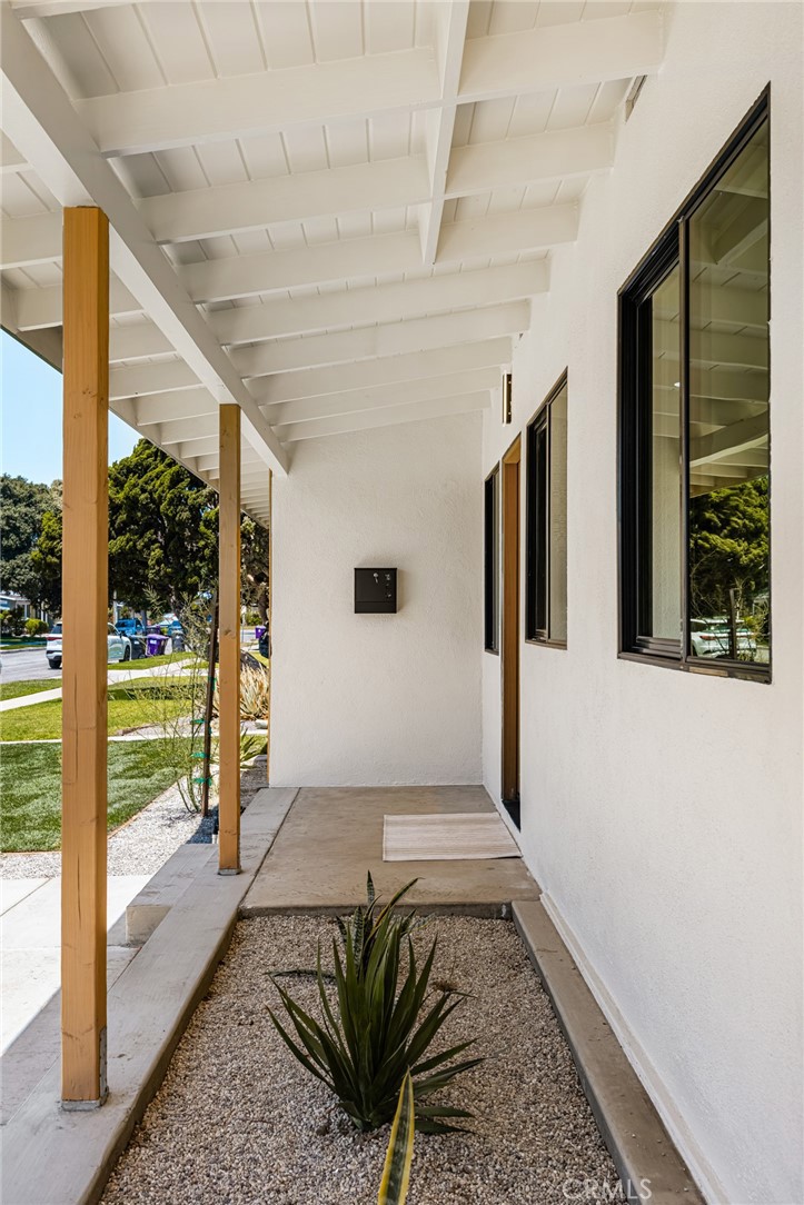 2680 Chatwin Avenue Long Beach, CA 90815 - Photo 5 of 61 a view of a hallway