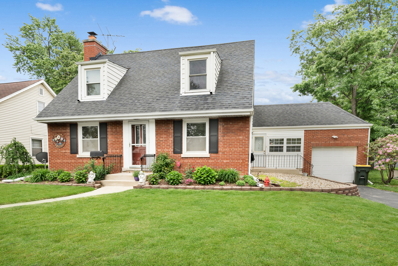18148 State Line Avenue Lansing, IL 60438 - Photo 2 of 28